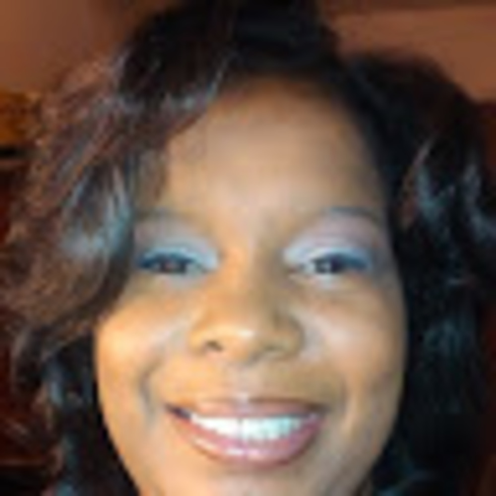 Meet your Posher, Jamila